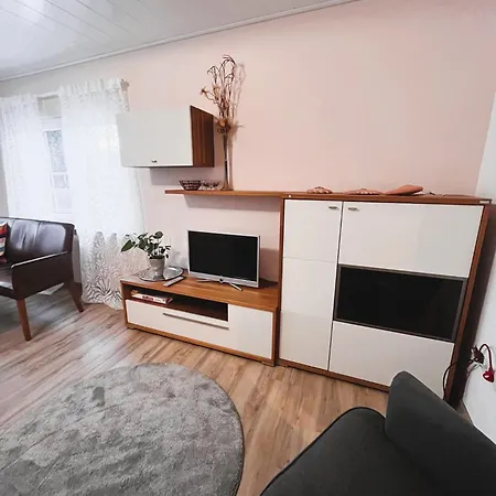 Apartamento Frisch Renovierte In Ruhiger Lage