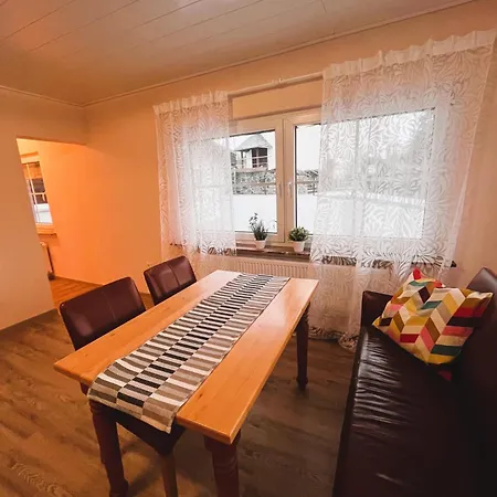 Frisch Renovierte In Ruhiger Lage 公寓 布劳恩费尔斯