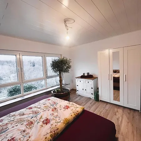 Frisch Renovierte In Ruhiger Lage