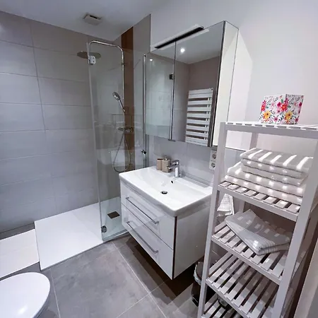 Frisch Renovierte In Ruhiger Lage Apartamento Braunfels